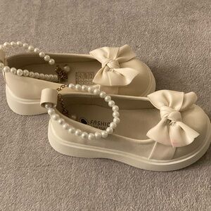 Brand new never worn and come in original box